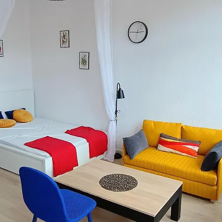 Apartment Piotrkowska Pasaz Schillera By Lookap *