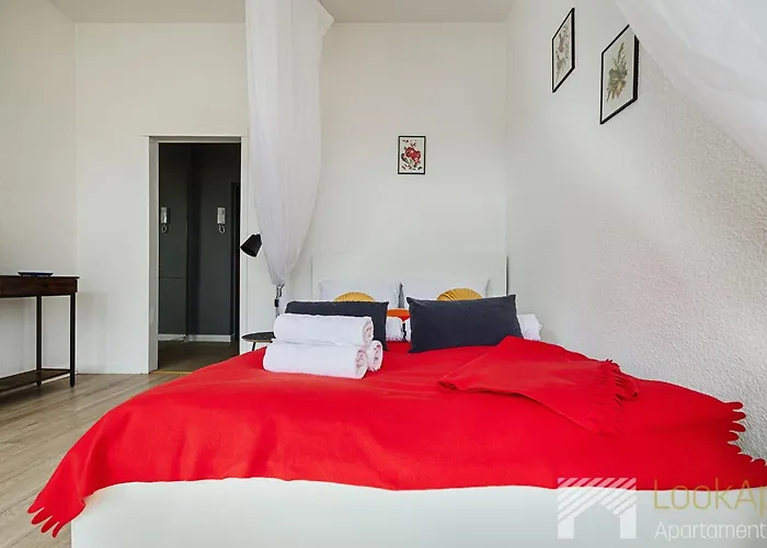 公寓 Piotrkowska Pasaz Schillera By Lookap 罗兹