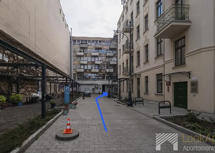 Piotrkowska Pasaz Schillera By Lookap *